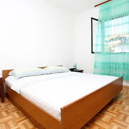 Apartment 10338b Rogoznica (Sibenik-Knin)