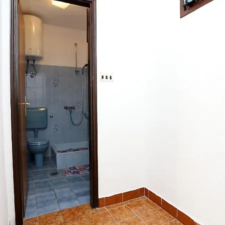 10338b Rogoznica (Sibenik-Knin)